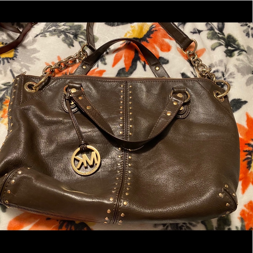 Cute Michael Kors purse